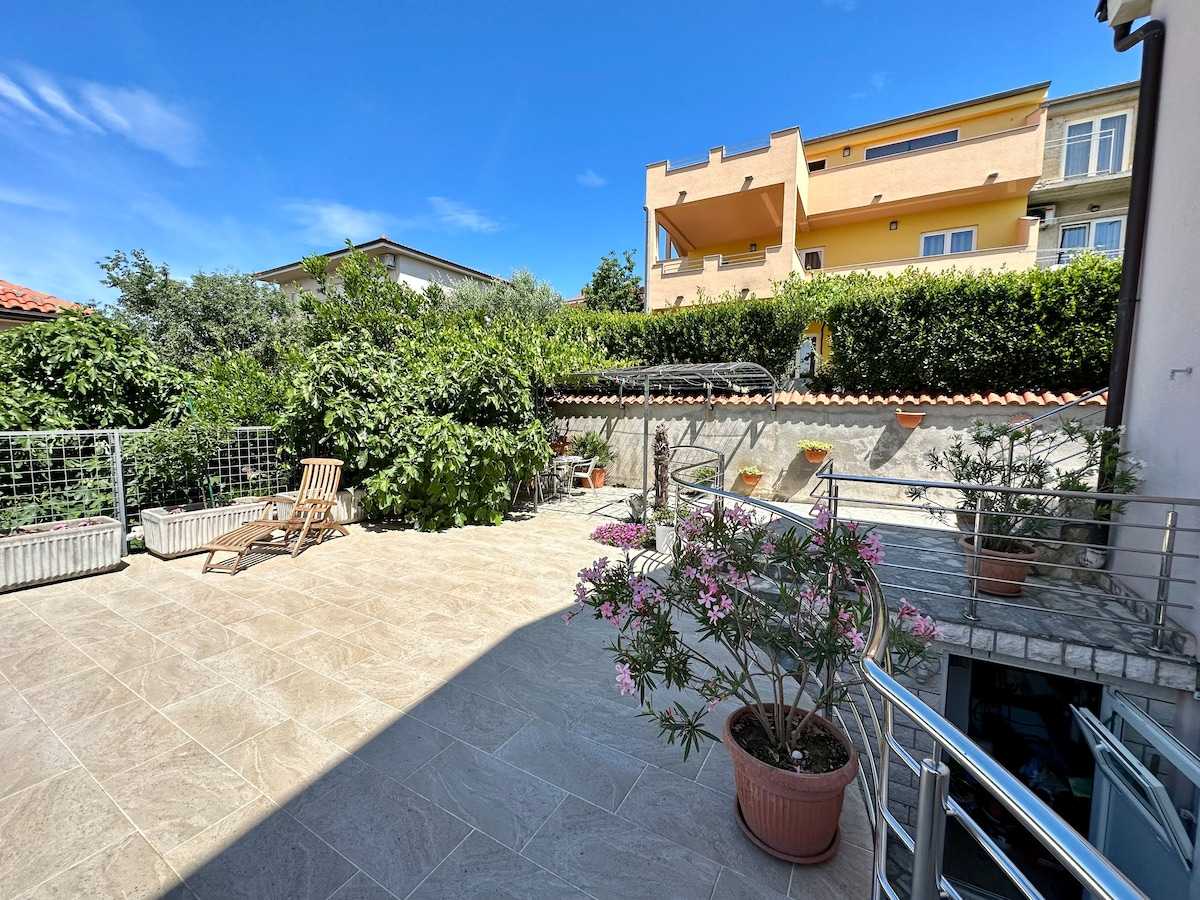Apartman Velvet Vista 3
