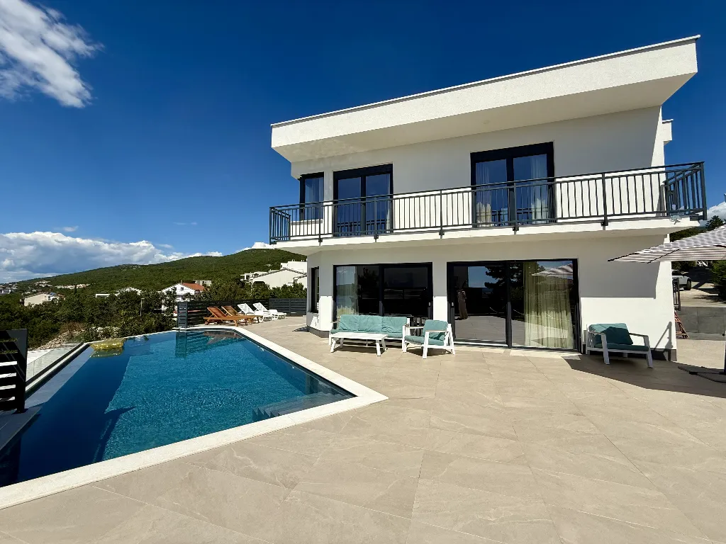 Vila V.