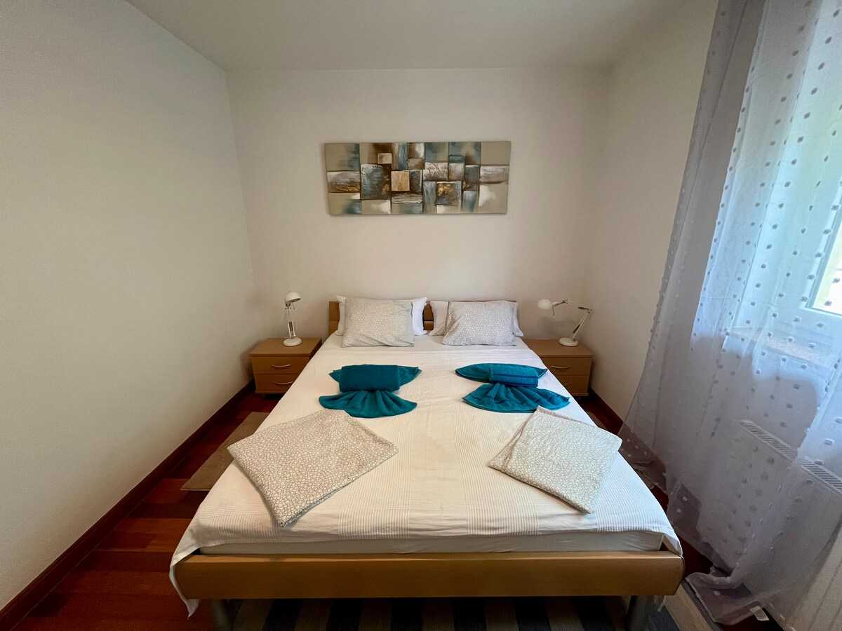 Apartment Picturesque Retreat