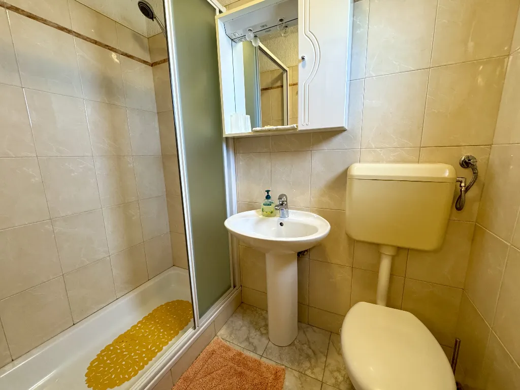Apartment Bisa