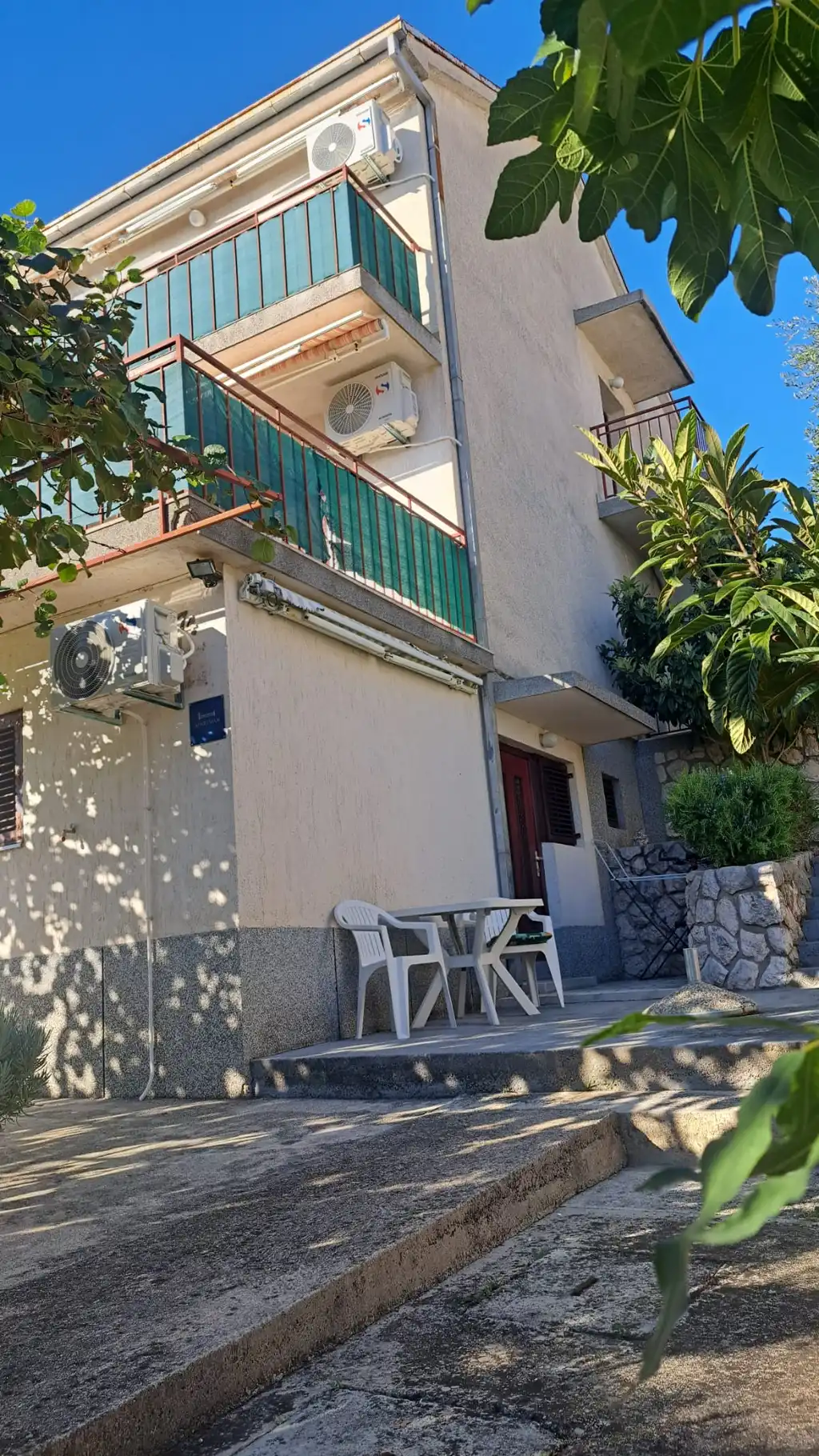 Apartment Višnja 2