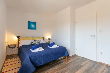 Condominium with Rooftop Jacuzzi in Pula