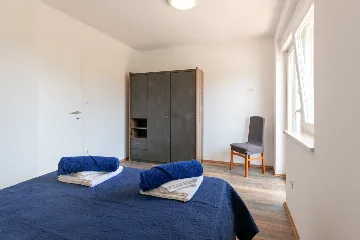 Condominium with Rooftop Jacuzzi in Pula