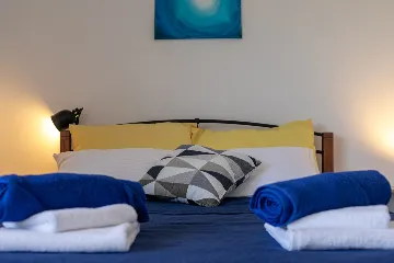 Condominium with Rooftop Jacuzzi in Pula