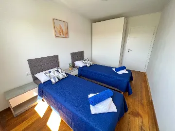 Serviced Apartment in Pula for 6 with Jacuzzi
