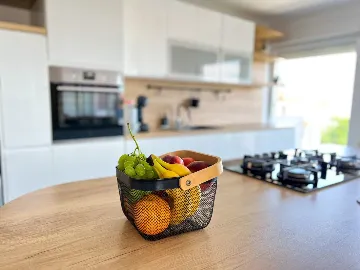 Serviced Apartment in Pula for 6 with Jacuzzi