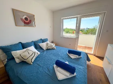 Serviced Apartment in Pula for 6 with Jacuzzi