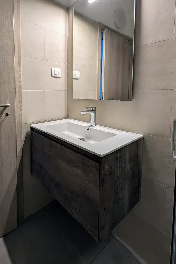 Two-Bedroom Apartment in Poreč for 4 Guests