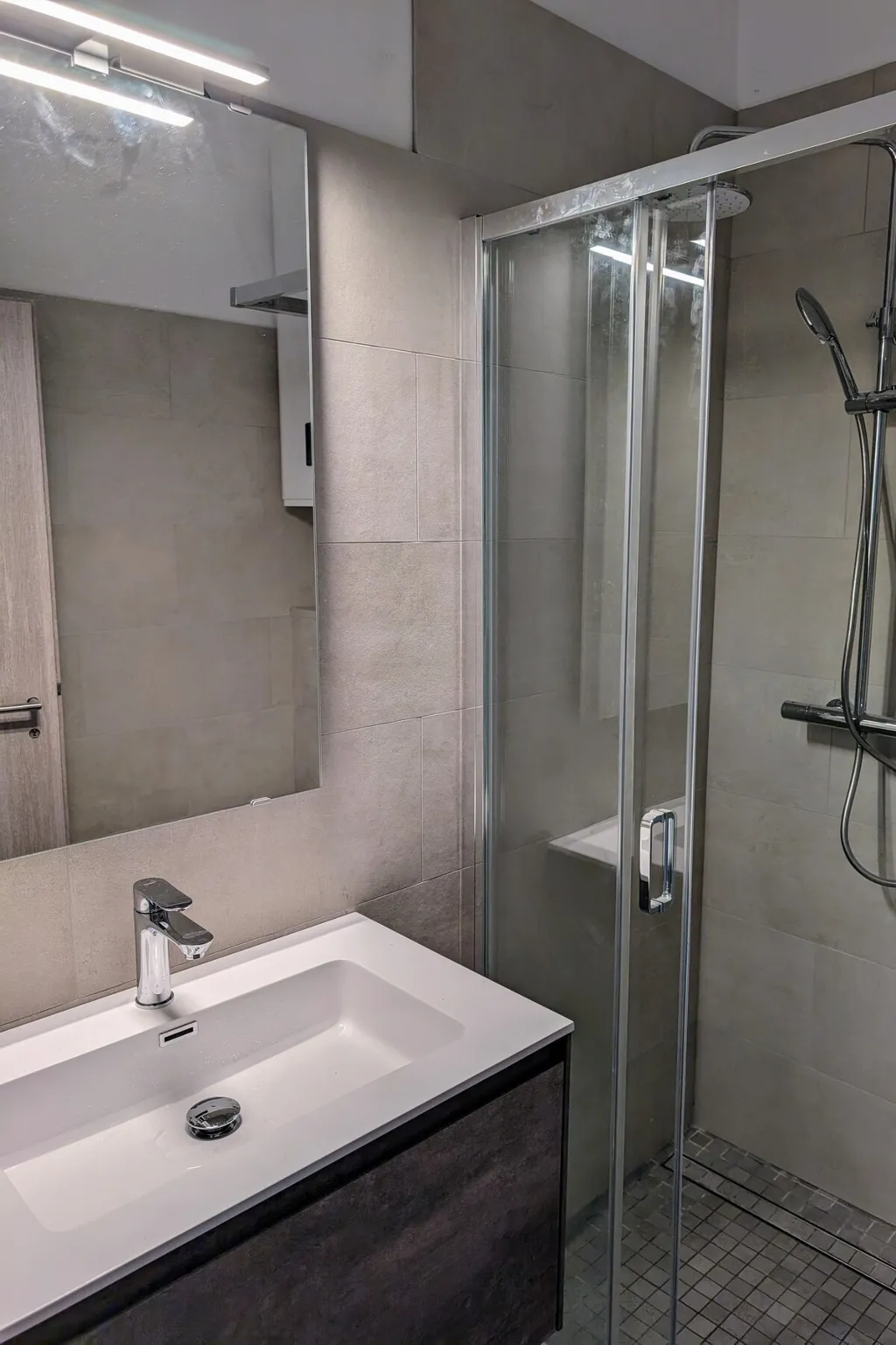 Two-Bedroom Apartment in Poreč for 4 Guests