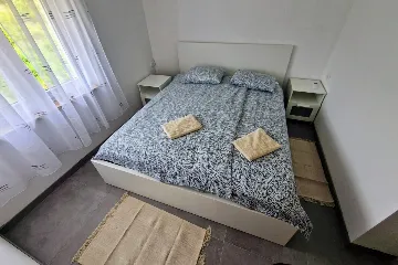 Two-Bedroom Apartment in Poreč for 4 Guests