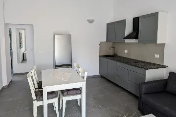 Two-Bedroom Apartment in Poreč for 4 Guests