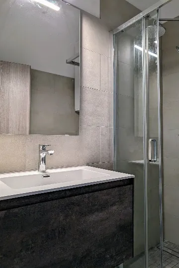 Two-Bedroom Apartment in Poreč for 4 Guests