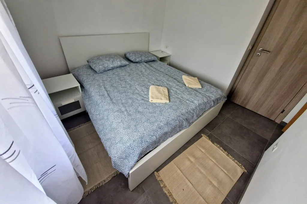 Two-Bedroom Apartment in Poreč for 4 Guests