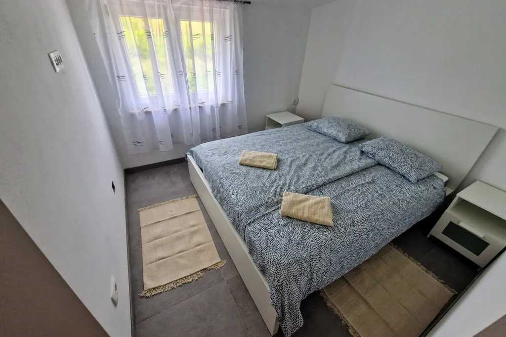 Two-Bedroom Apartment in Poreč for 4 Guests