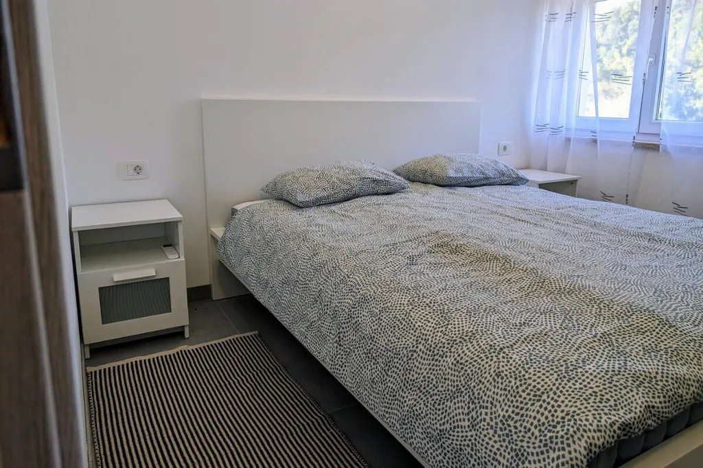 Two-Bedroom Apartment in Poreč for 4 Guests
