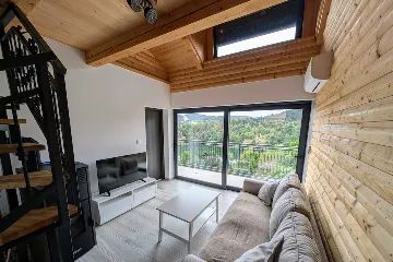 Fužine Apartment for Up to 4 Guests