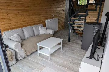 Fužine Apartment for Up to 4 Guests