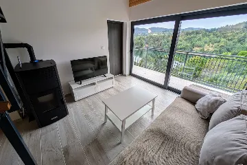 Fužine Apartment for Up to 4 Guests