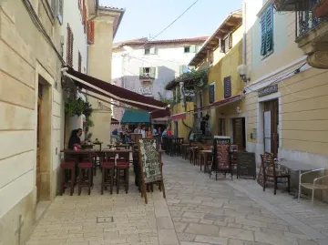 1-Bedroom Apartment in Poreč for 2 Guests