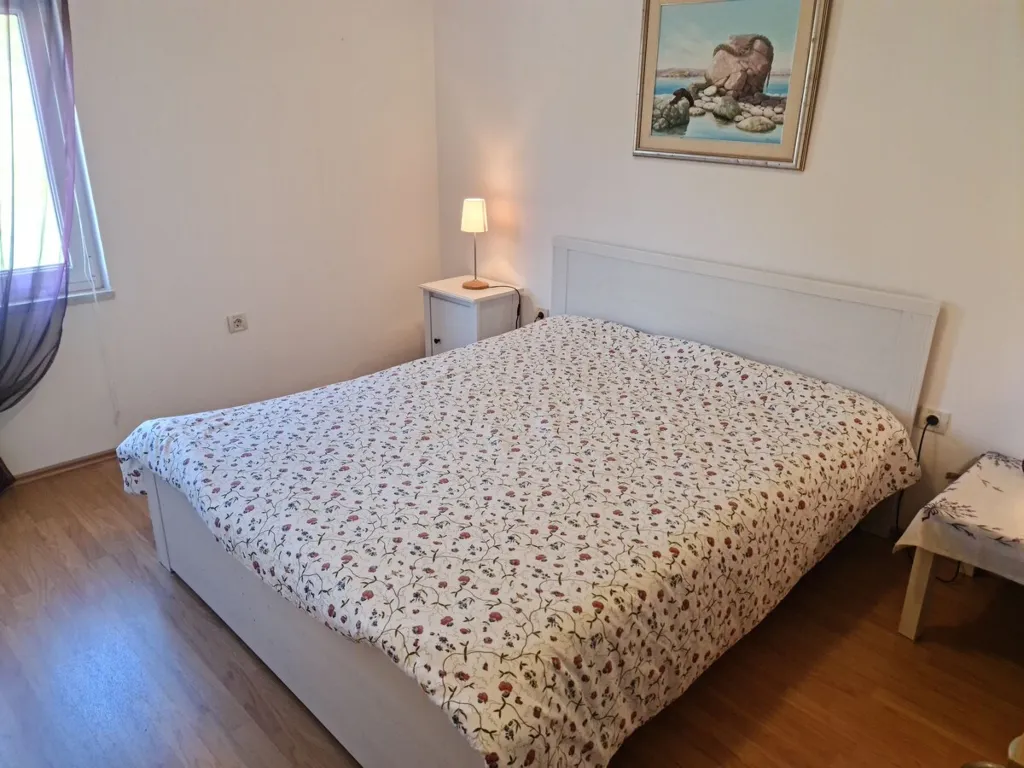 Two-Bedroom Apartment with Vineyard View in Starići