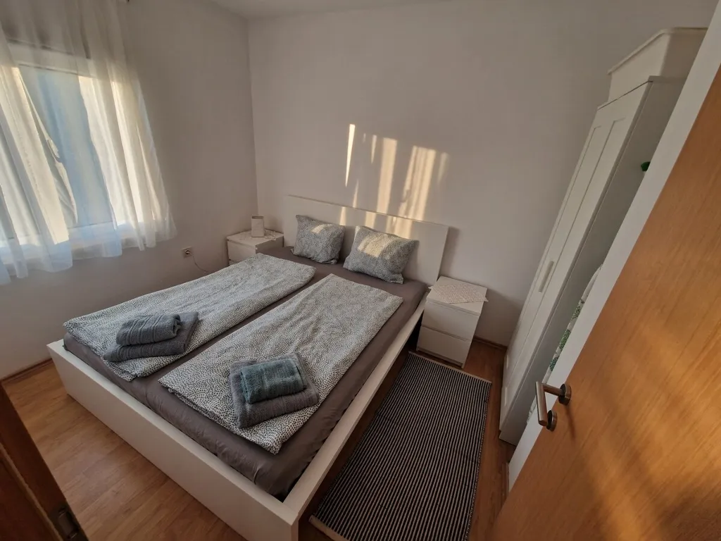 Two-Bedroom Apartment with Vineyard View in Starići