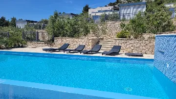 Villa with Sea Views and Pool in Drage
