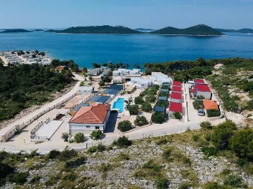 Villa with Sea Views and Pool in Drage