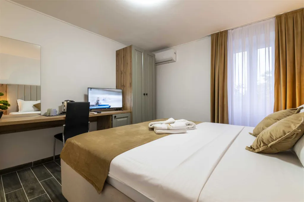 Petrovlja Room for 2 Guests