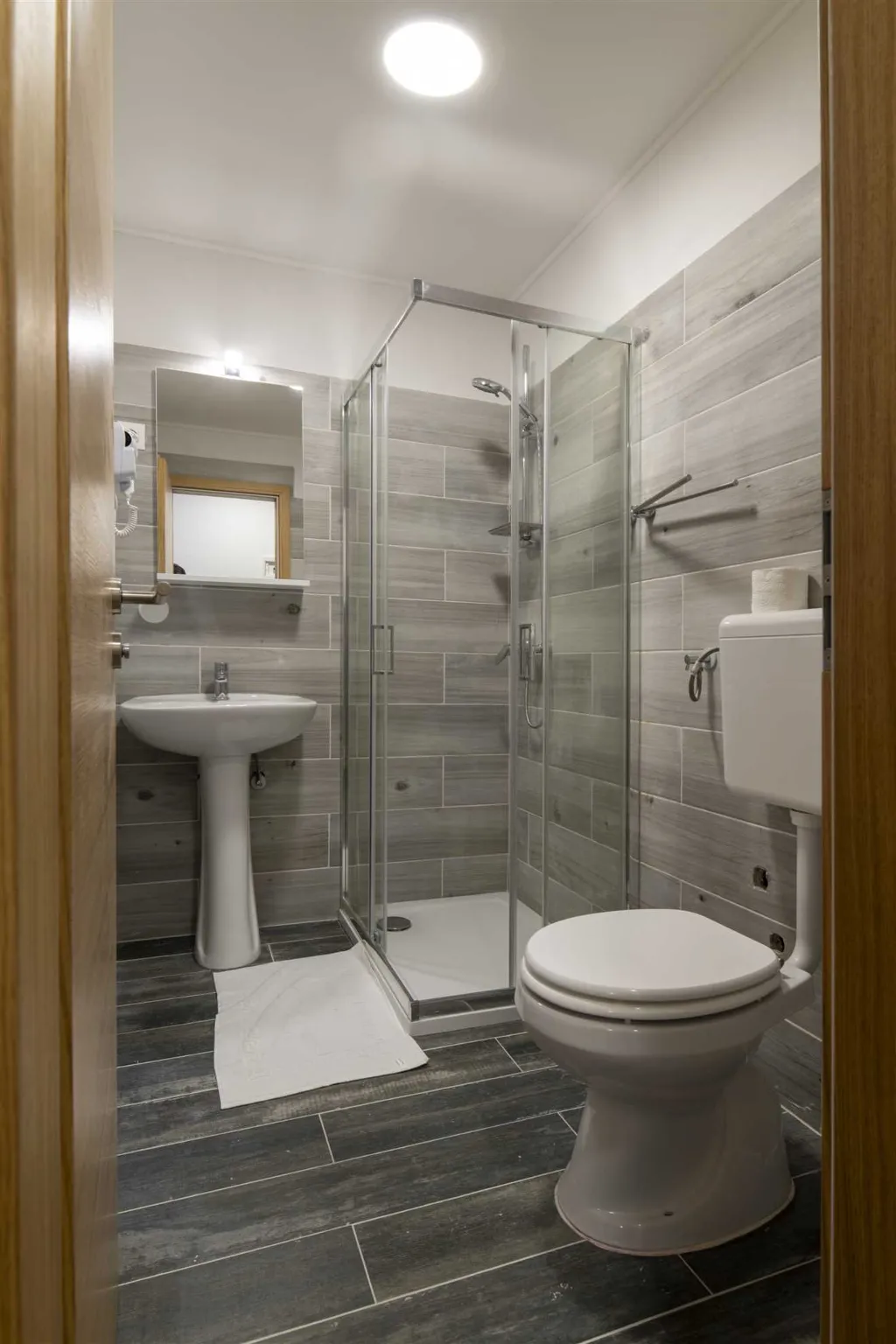 Petrovlja Room for 2 Guests