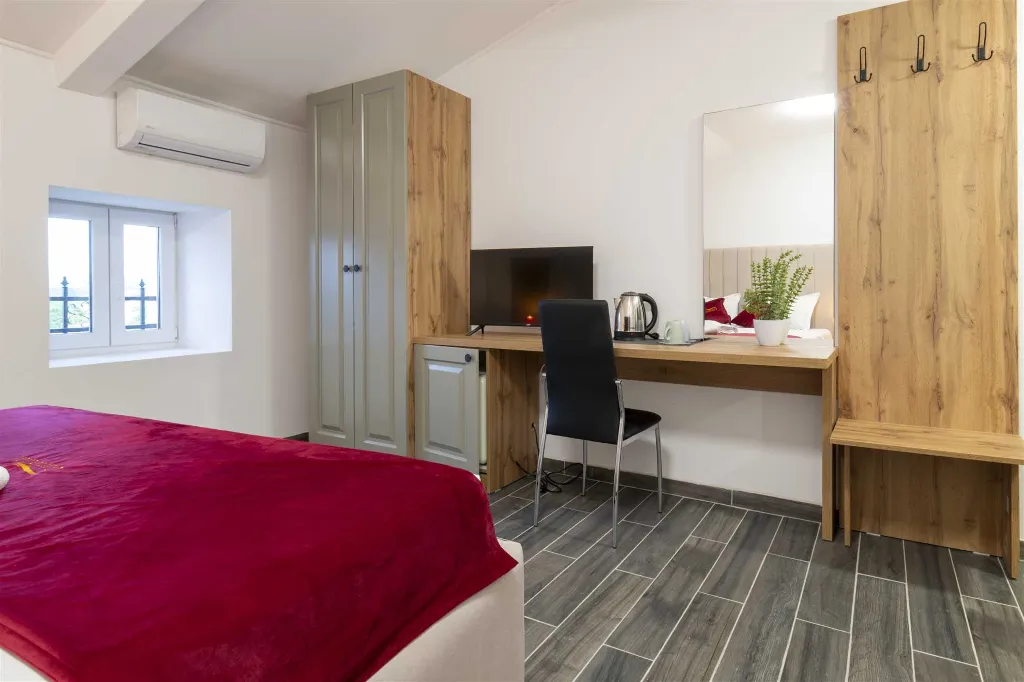 Petrovlja Room for 2 Guests