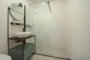 Umag Apartment for 6 Guests with 2 Bedrooms