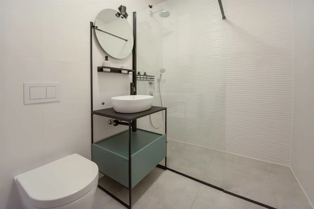 Umag Apartment for 6 Guests with 2 Bedrooms