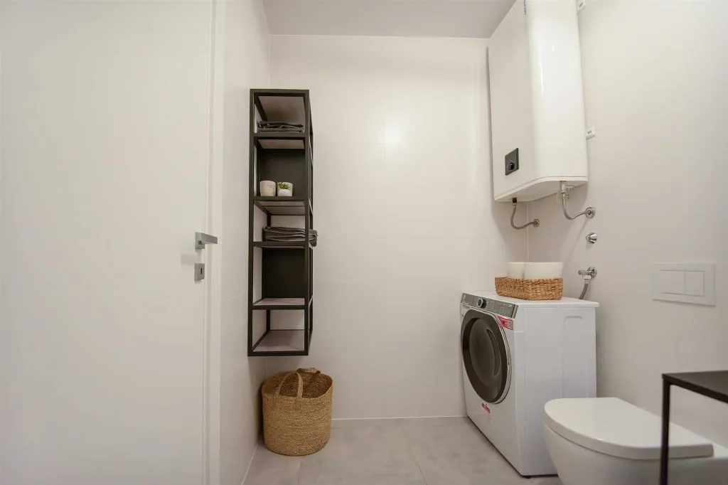 Umag Apartment for 6 Guests with 2 Bedrooms