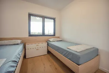 Umag Apartment for 6 Guests with 2 Bedrooms