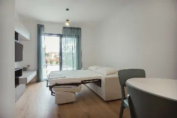 Umag Apartment for 6 Guests with 2 Bedrooms