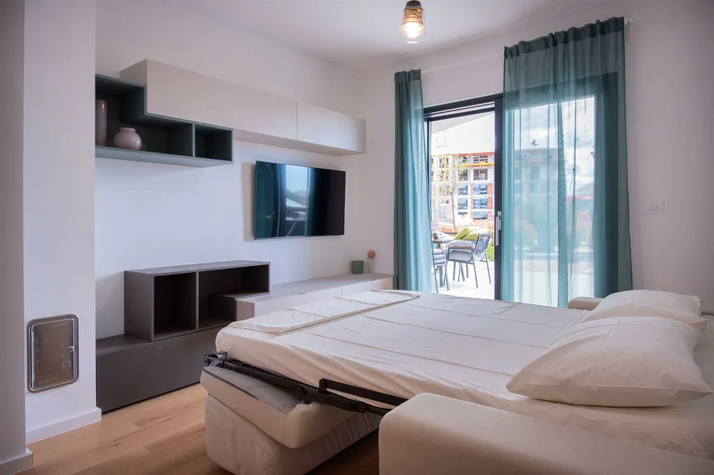 Umag Apartment for 6 Guests with 2 Bedrooms