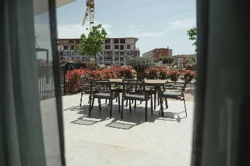 Umag Apartment for 6 Guests with 2 Bedrooms