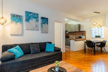 Zagreb 1-Bedroom Apartment for 4 Guests