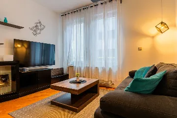 Zagreb 1-Bedroom Apartment for 4 Guests