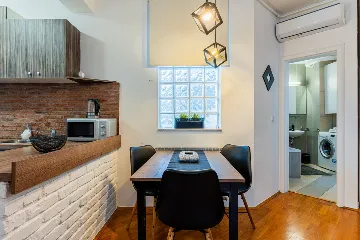 Zagreb 1-Bedroom Apartment for 4 Guests
