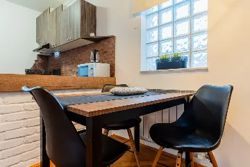 Zagreb 1-Bedroom Apartment for 4 Guests