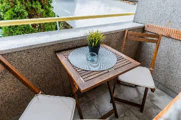 Zagreb 1-Bedroom Apartment for 4 Guests