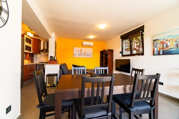 Ground-Floor Apartment in Selce