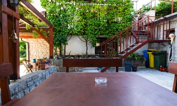 Ground-Floor Apartment in Selce