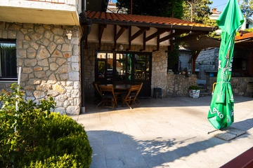 Ground-Floor Apartment in Selce