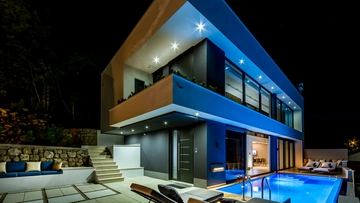 Villa with Heated Pool and Spa in Medveja