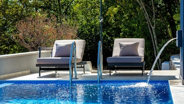 Villa with Heated Pool and Spa in Medveja