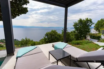 Medveja 1-Bed Villa with Heated Pool & Jacuzzi