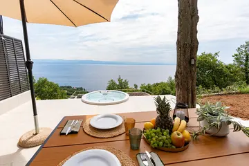 Medveja 1-Bed Villa with Heated Pool & Jacuzzi