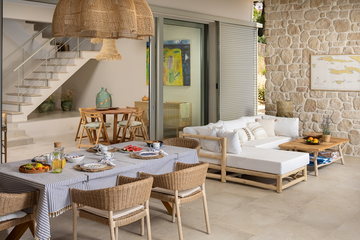 Sea-View 3-Bedroom Villa in Ivan Dolac for 6